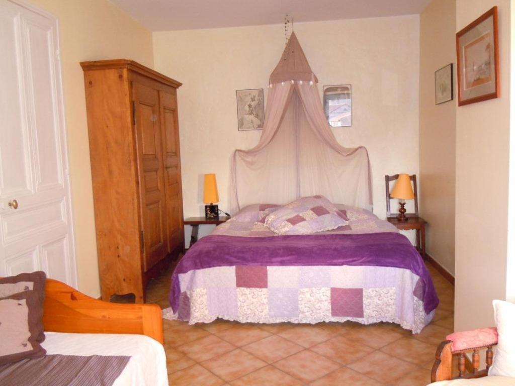 Bed and Breakfast Mas Casta Nea Thueyts Zimmer foto